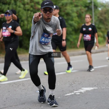 Runner Photo 4082875