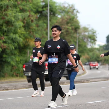 Runner Photo 4082973