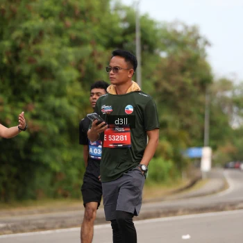 Runner Photo 4083030