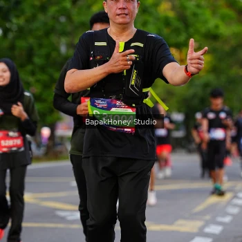Runner Photo 4083036