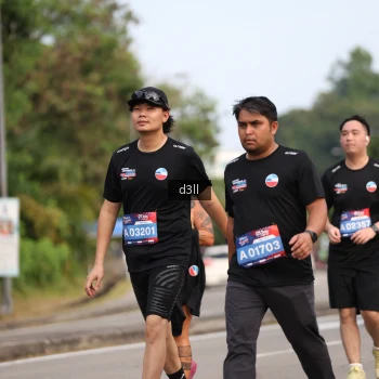 Runner Photo 4083055