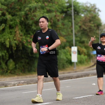 Runner Photo 4083070