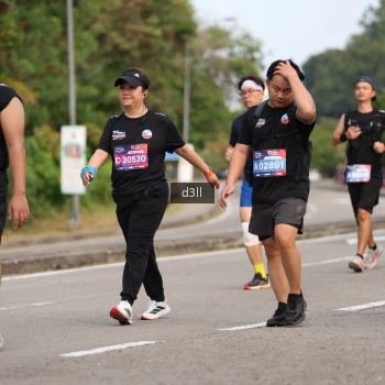 Runner Photo 4083100