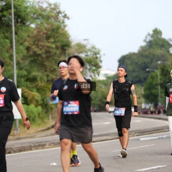 Runner Photo 4083101