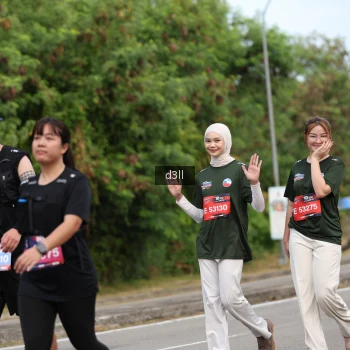 Runner Photo 4083116