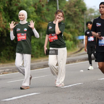 Runner Photo 4083117
