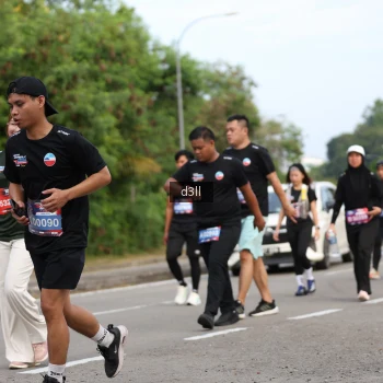 Runner Photo 4083123