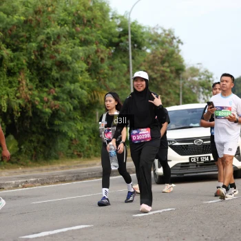 Runner Photo 4083130