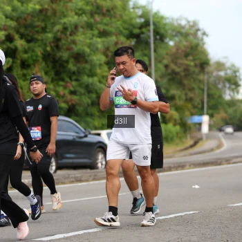 Runner Photo 4083137