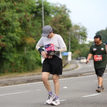 Runner Photo 4083153