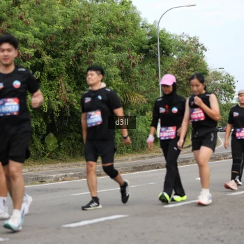 Runner Photo 4083181