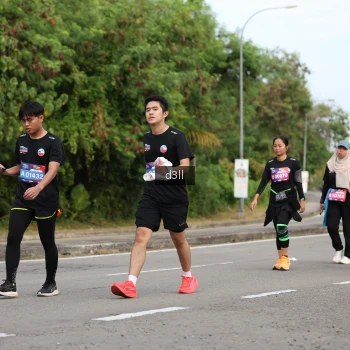 Runner Photo 4083207