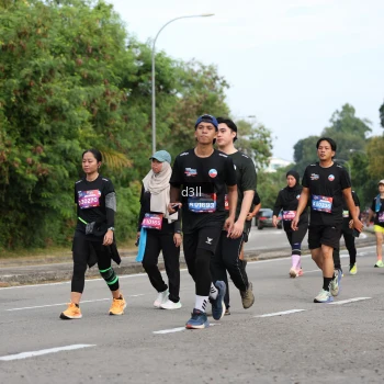 Runner Photo 4083210