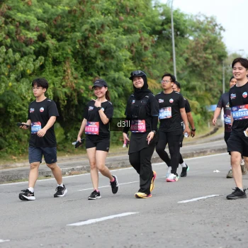 Runner Photo 4083304