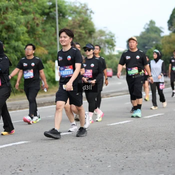 Runner Photo 4083308
