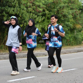 Runner Photo 4083331