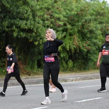 Runner Photo 4083341