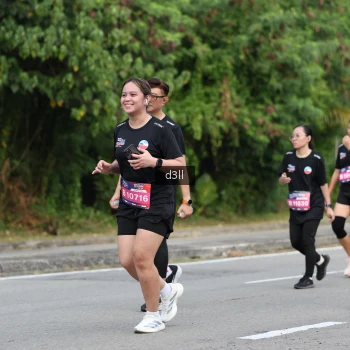 Runner Photo 4083364