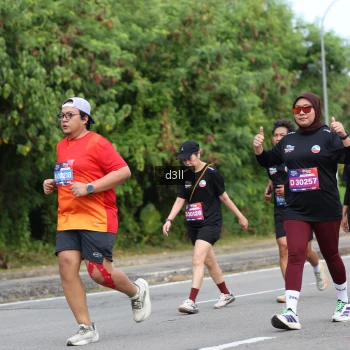 Runner Photo 4083380
