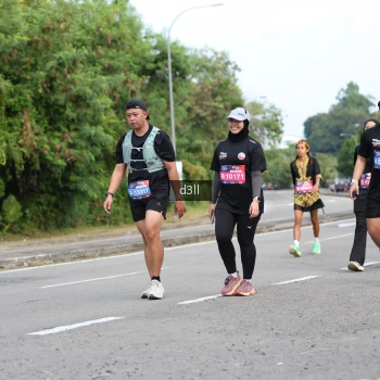 Runner Photo 4083397