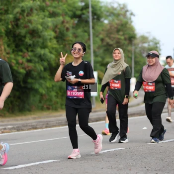 Runner Photo 4083431