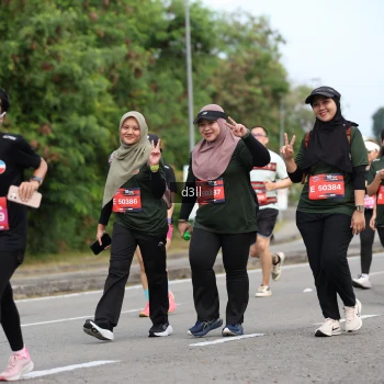 Runner Photo 4083435