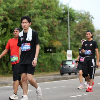 Runner Photo 4083470