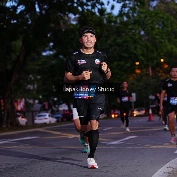 Runner Photo 4083471