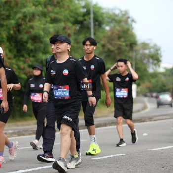 Runner Photo 4083476