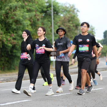 Runner Photo 4083498