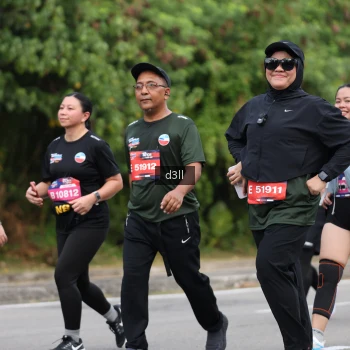 Runner Photo 4083536