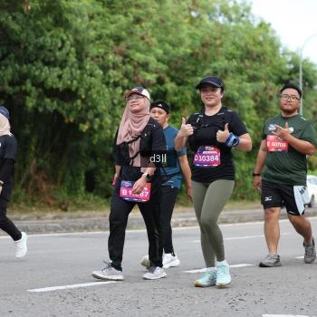 Runner Photo 4083545
