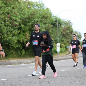 Runner Photo 4083556