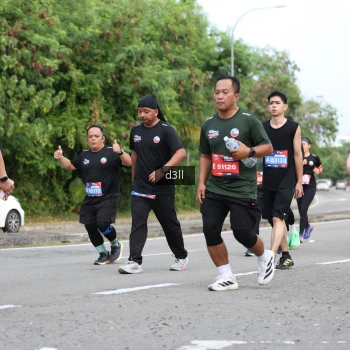 Runner Photo 4083569