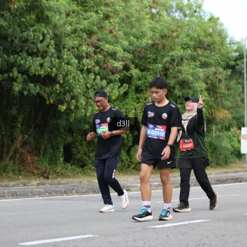 Runner Photo 4083596