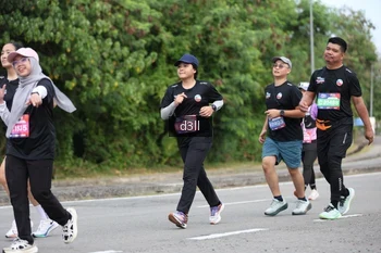 Runner Photo 4083608