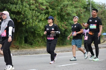 Runner Photo 4083613