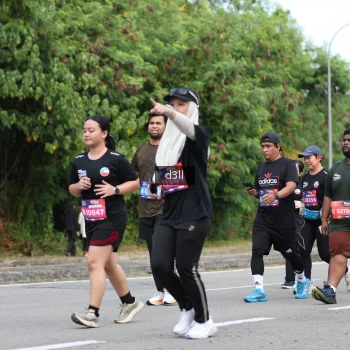 Runner Photo 4083624