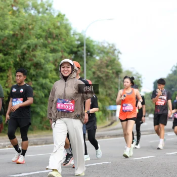 Runner Photo 4083636