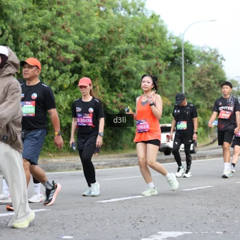 Runner Photo 4083645