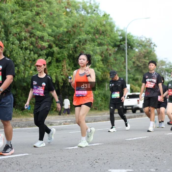 Runner Photo 4083646