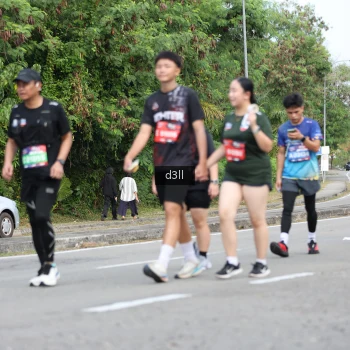 Runner Photo 4083654