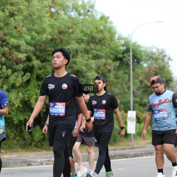 Runner Photo 4083667
