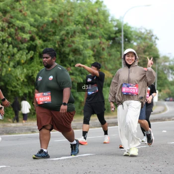 Runner Photo 4083671