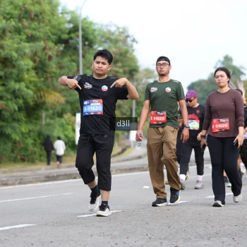 Runner Photo 4083681