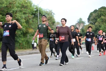 Runner Photo 4083684