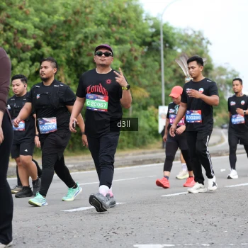 Runner Photo 4083708