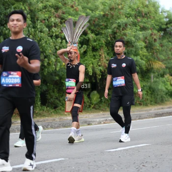 Runner Photo 4083719