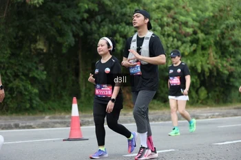 Runner Photo 4083729