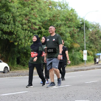 Runner Photo 4083744